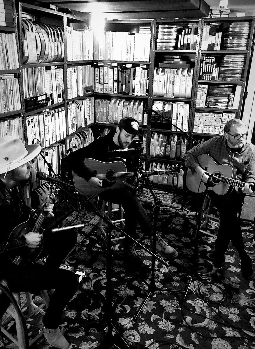 Streaming live now <a href="/PasteMagazine/">Paste Magazine</a> 🤮 youtu.be/jM_HOXyGd1w