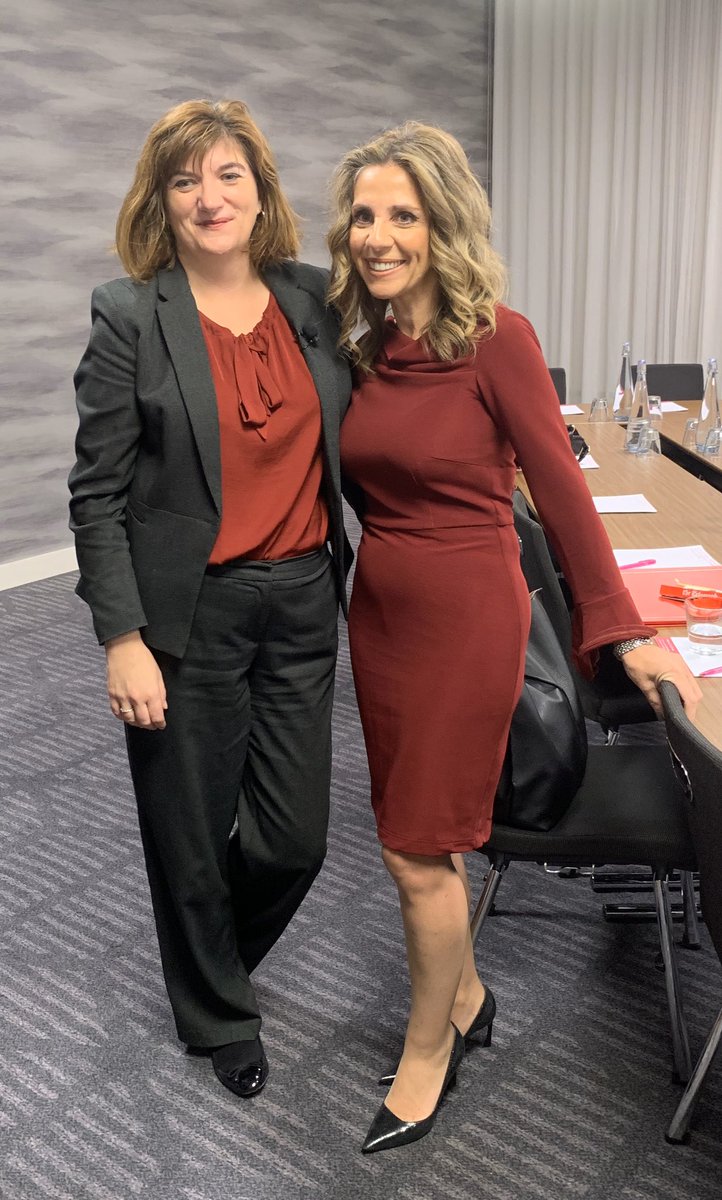 nicolamen's tweet image. Great to speak @TelB2BEvents &amp;amp; meet with @NickyMorgan01 @AllisterHeath @harrydq in the green room #techintel19 #Trust #AI #TechserveHumanity @Robin_Pag