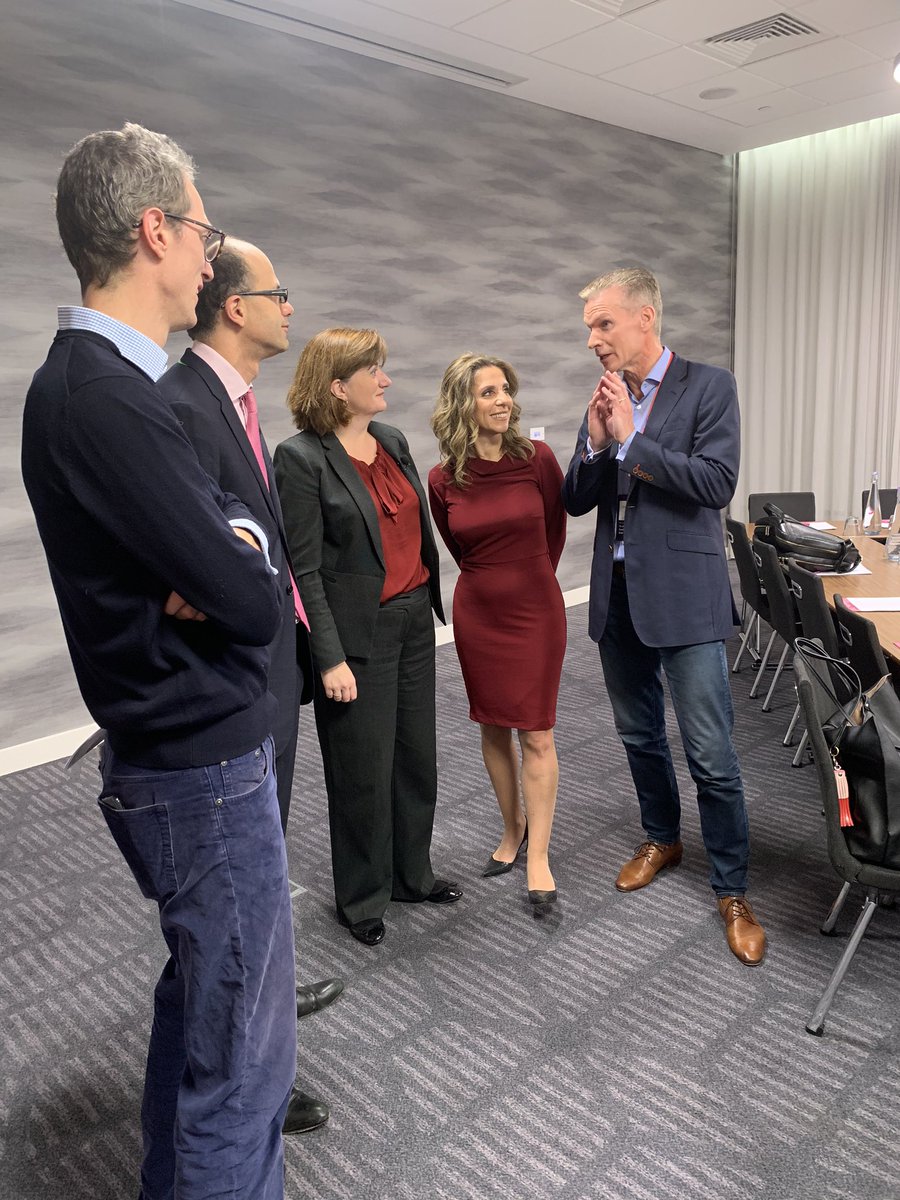 nicolamen's tweet image. Great to speak @TelB2BEvents &amp;amp; meet with @NickyMorgan01 @AllisterHeath @harrydq in the green room #techintel19 #Trust #AI #TechserveHumanity @Robin_Pag