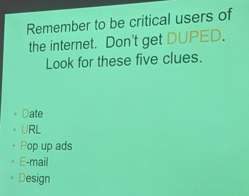 ℕ𝕚𝕔𝕠𝕝𝕖 𝕃𝕒ℙ𝕠𝕚𝕟𝕥 tweet media