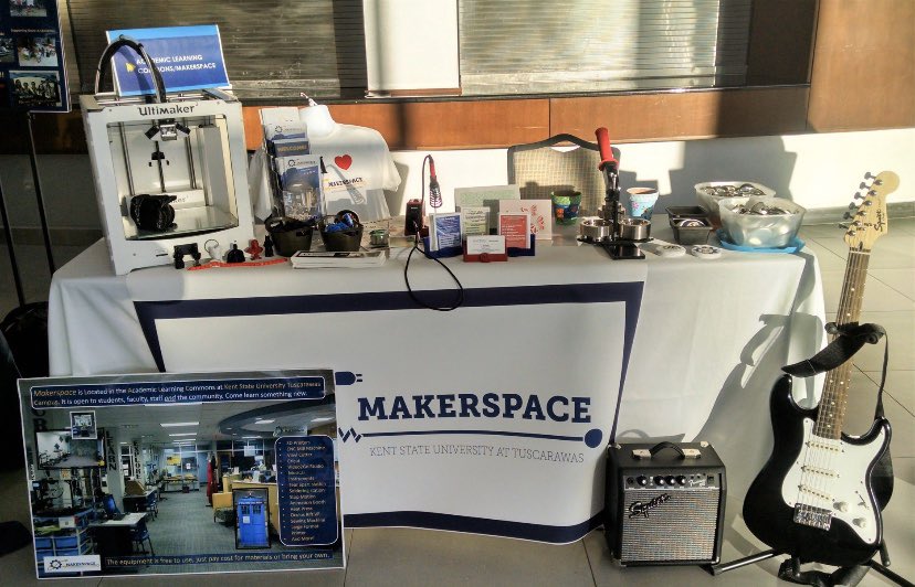 The Makerspace had a great time showing people how to making buttons at Fall Information Night!