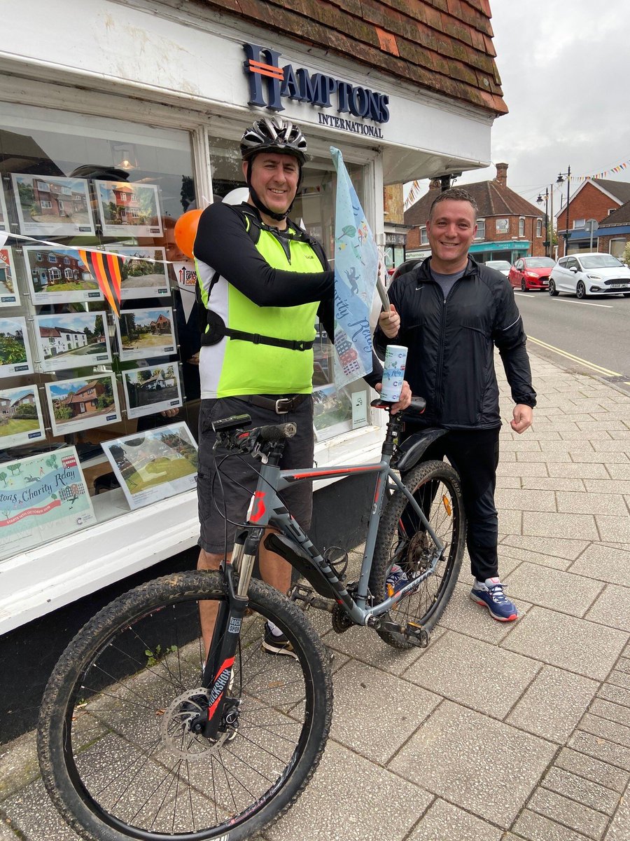 Hamptons Liphook tweet media