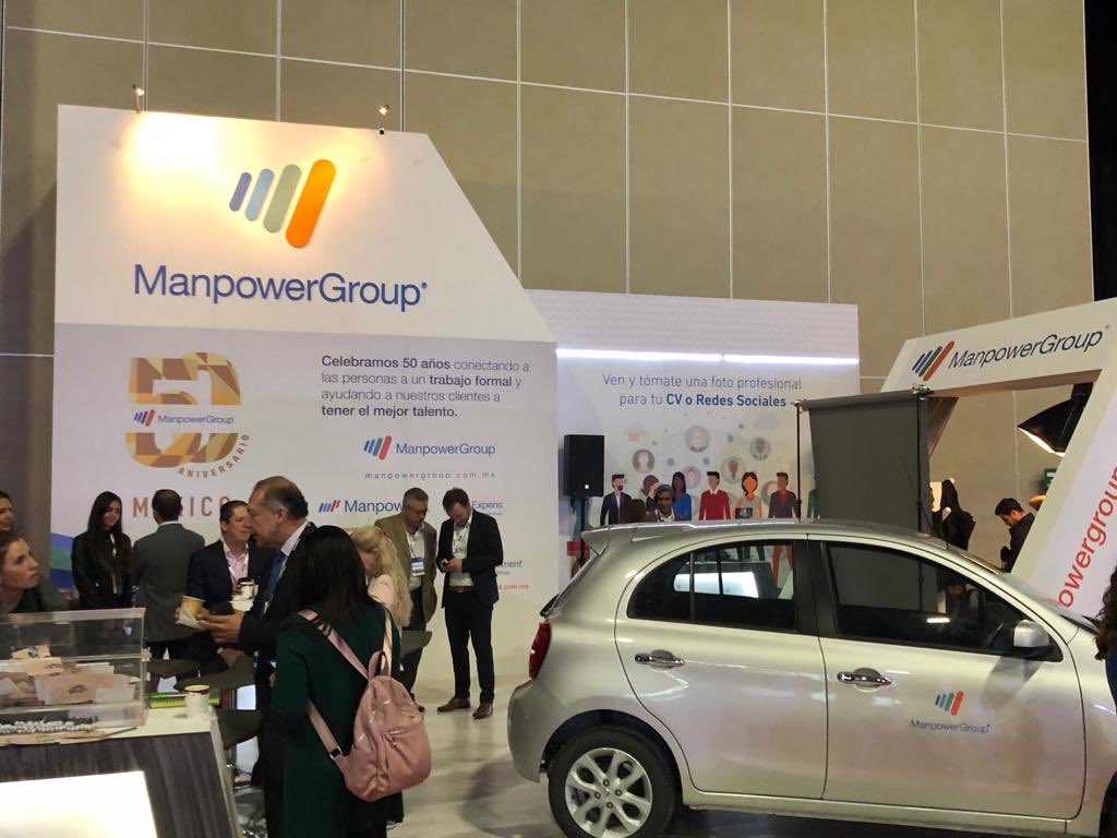 ManpowerEventos's tweet photo. 2do día en @wobi_es @wobi_en ¡Vengan a tomarse una foto profesional para su CV o redes sociales! Los esperamos. @ManpowerMeCA #WOBIMEX https://t.co/ibB6631qno