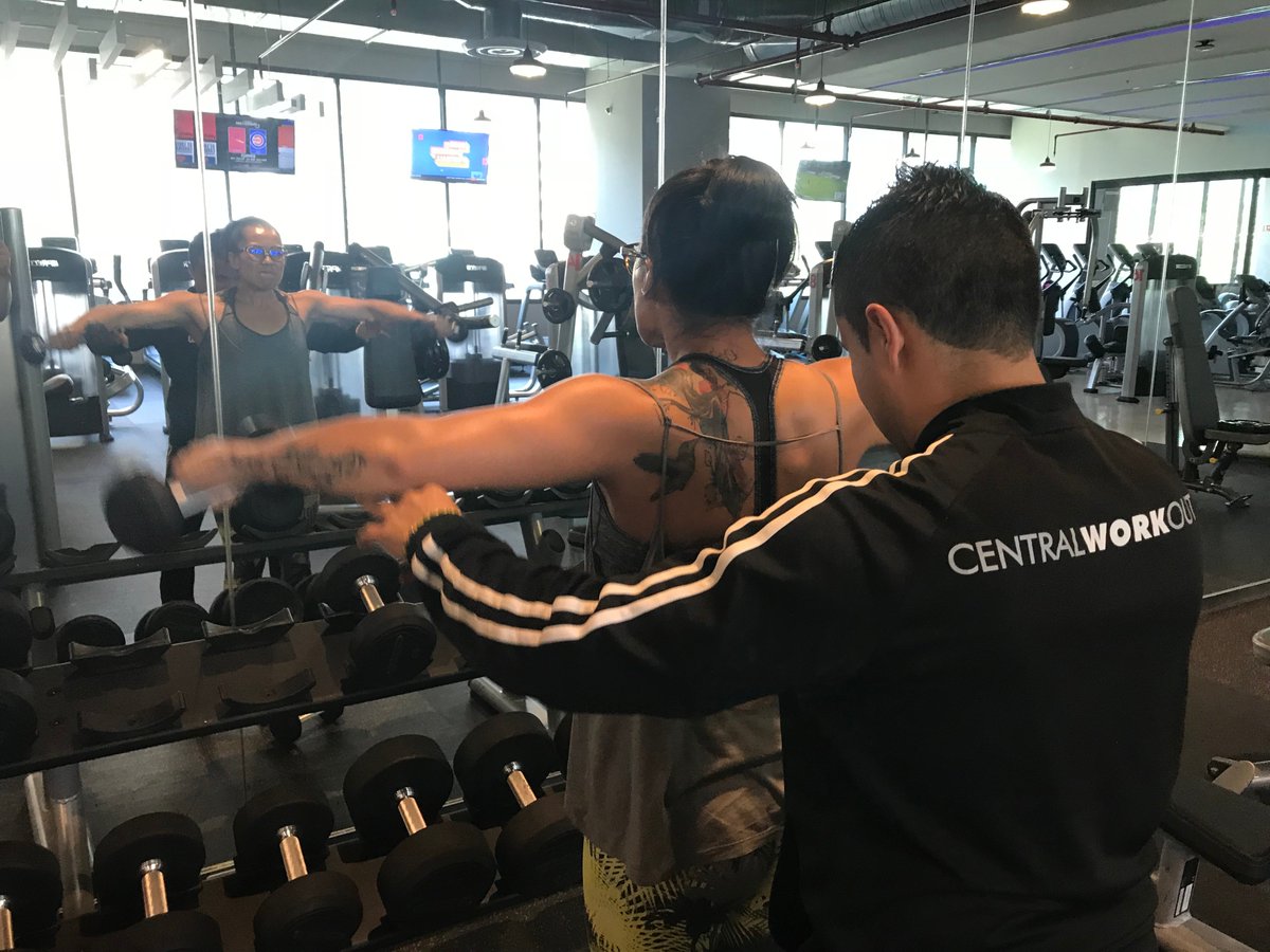 Central_WorkOut's tweet photo. Entrena con los mejores en Central Workout, conoce nuestras sesiones uno a uno y alcanza tus objetivos de manera más eficiente. https://t.co/0SF1StQwn8