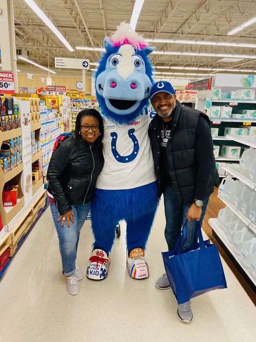 ✅ wear @colts gear to @meijer
✅ win tickets from your favorite mascot https://t.co/4H3yTdEuQk