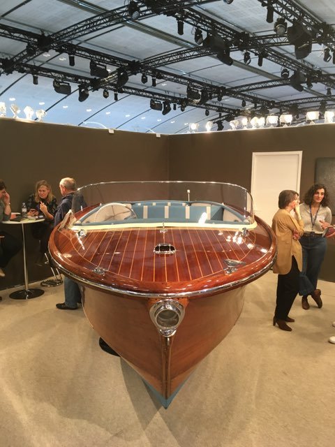 ChantierNavy's tweet photo. Aujourd'hui : inauguration au Louvre du @SalonPatrimoine . L’excellence à la Française soutenue par la @CRMA_IdF pour une belle entreprise de @Ville_Asnieres .
 #chantier naval Navy Classic #Sellerie de la Marine #artisantourisme #hautsdeseinefr #CMA92HDS https://t.co/2hPWZeF0Og