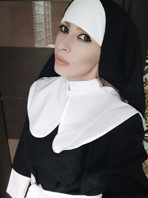 Come to my new show today from 10 p.m to 1 a.m (NY)  https://t.co/OkwLKs27tX  #blonde #camegirl #sexy<a href="/tag/sweet"class="tags"><span>#sweet</span></a><a href="/tag/sexy"class="tags"><span>#sexy</span></a><a href="/tag/kisses"class="tags"><span>#kisses</span></a><a href="/tag/blonde"class="tags"><span>#blonde</span></a><a href="/tag/boots"class="tags"><span>#boots</span></a><a href="/tag/chaturbate"class="tags"><span>#chaturbate</span></a>