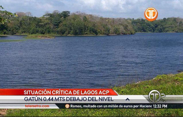 TReporta's tweet photo. Los lagos que abastecen el @canaldepanama presentan una situación crítica. #TReporta https://t.co/XQWSs3DBJ5