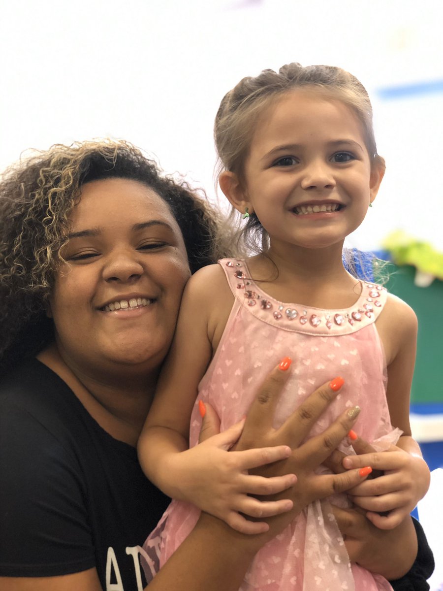 EarlyChildMTI's tweet photo. Love watching the high school students work with the preschoolers! https://t.co/nJel6q5vz6