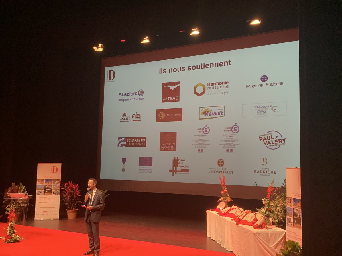 mfmbaylet's tweet photo. Chaleureux remerciements au Parrain de la promotion 2019, le Docteur @fabiocuttone brillant chirurgien cardiopédiatre, et à tous nos partenaires pour leur soutien indéfectible à nos actions! @fondationgrdep https://t.co/CFCN8Op4Bc