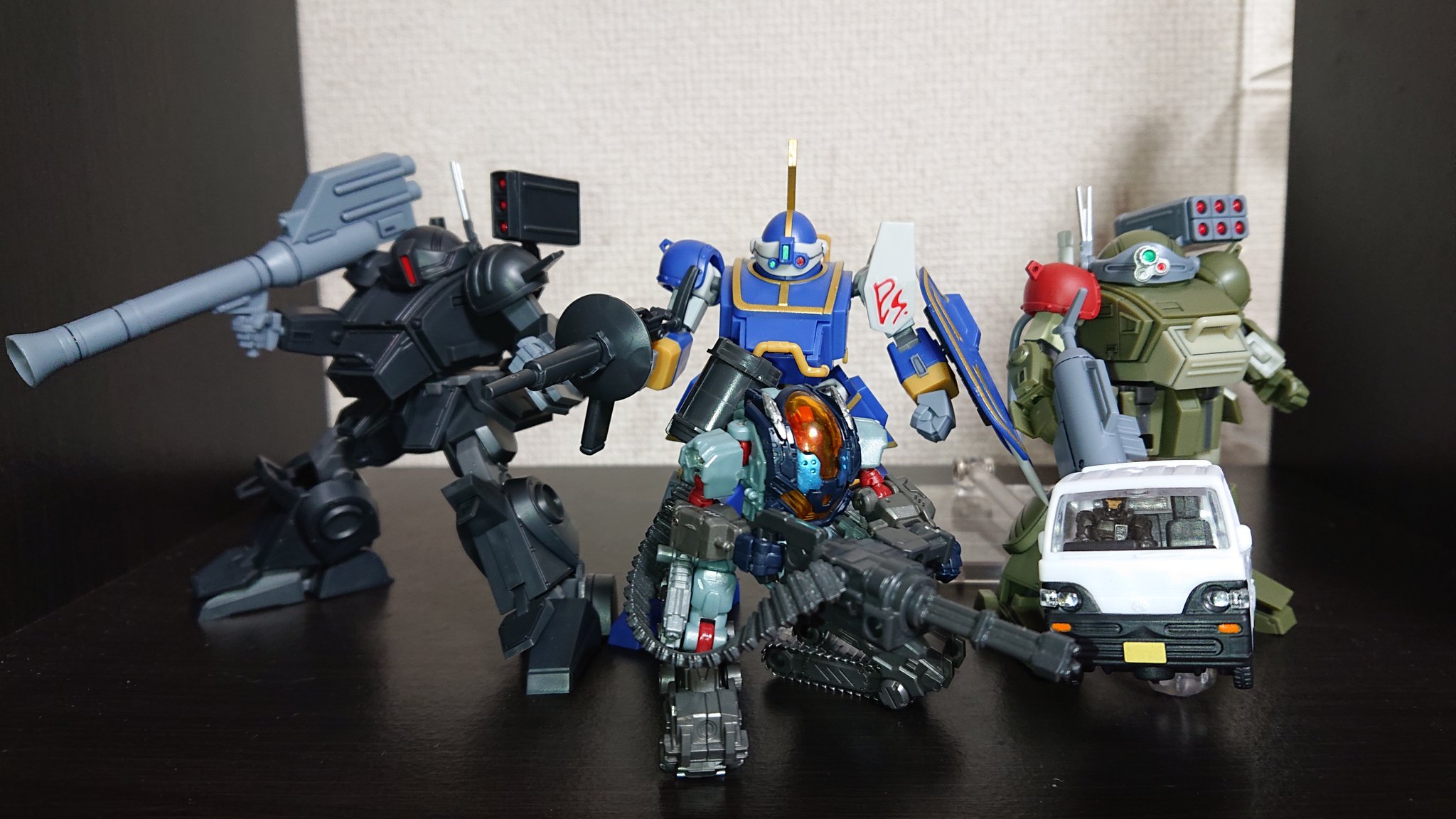ダイアクロン隊員　青と白 Amazon.co.jp: ダイアクロン レイドセプター（二輪戦闘車