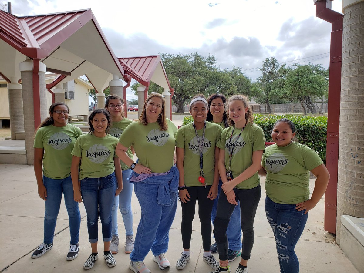 MsHallScience's tweet image. Team up against drugs. So many twins,  and squads and multiples today.  @JordanNISD #RomerosRegulators #jordanMSlegends @FultonOfMath @Susan_Starks1 @coachnkellman