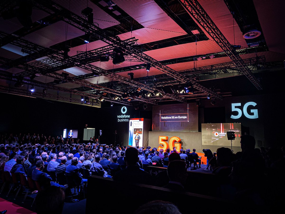 IFEMA's tweet photo. En IFEMA apostamos por la conectividad #5G siguiendo con el proceso de transformación digital en el que toma una parte fundamental #IFEMALAB.
¡Es todo un honor implementarlo de la mano de @vodafoneEmpresa en #5GEuropeanForum!
#IFEMA40 | #IFEMAeresTú | #Vodafone5G https://t.co/0McAU2VP55
