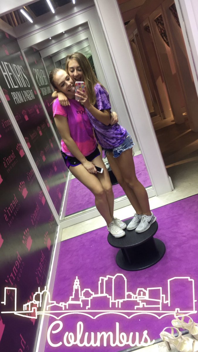 oliviawhitten_'s tweet photo. happy bday @caitlynmcdoug6 i hope you have the best day i miss and love you sm❤️ enjoy these rlly old ugly pics ;) https://t.co/JonMFb69sQ