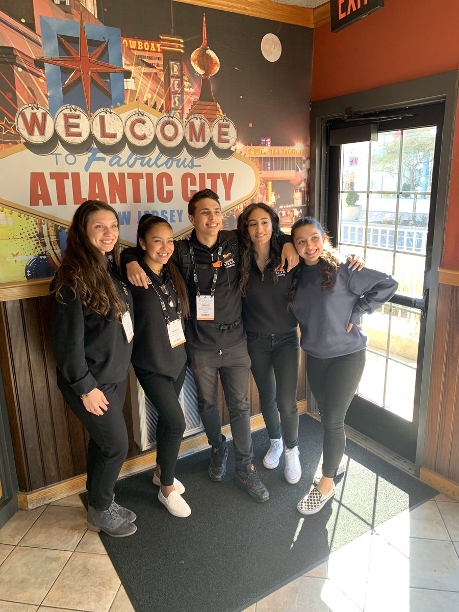 Oscar Guerrero (@theprincipalog) on Twitter photo #NJSBAworkshop19 They came, they presented, they conquered! Beyond proud of our STEAM Tigers! Far from home but always reppin’ MHS. <a href="/WestNYSchools/">West New York School District</a> <a href="/MHS_WNY/">Memorial High School</a> <a href="/SuperintClara/">Clara Herrera</a> <a href="/njsba/">NJSBA</a> #NJSBAworkshop19 They came, they presented, they conquered! Beyond proud of our STEAM Tigers! Far from home but always reppin’ MHS. <a href="/WestNYSchools/">West New York School District</a> <a href="/MHS_WNY/">Memorial High School</a> <a href="/SuperintClara/">Clara Herrera</a> <a href="/njsba/">NJSBA</a>