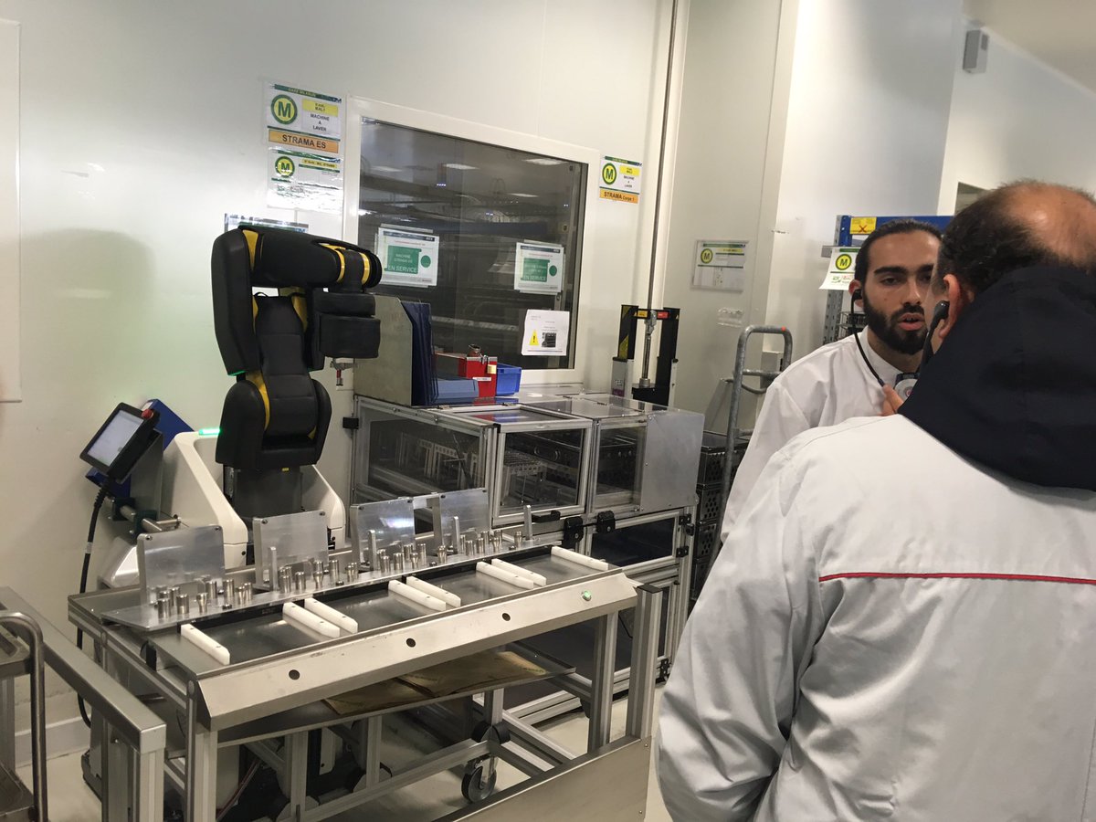 PascalLaurin1's tweet image. [REXℹ️4️⃣0️⃣]
Ce Lundi 22 Oct, visite d’enseignants chercheurs sur le site Bosch Rodez 🏭 @BoschFrance 
⏩ Retours d’EX sur un déploiement #Industrie40 réussi (Technologique et Humain)
⏩ Briques i4.0 #APAS #RobotCollaboratif et Dashboard digital #ActiveCockpit de @BoschRexrothFR