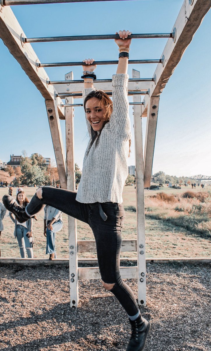 Hang in there LITTLES! Tomorrow you get your BIGS!! 💜🕊 #SKMemphis