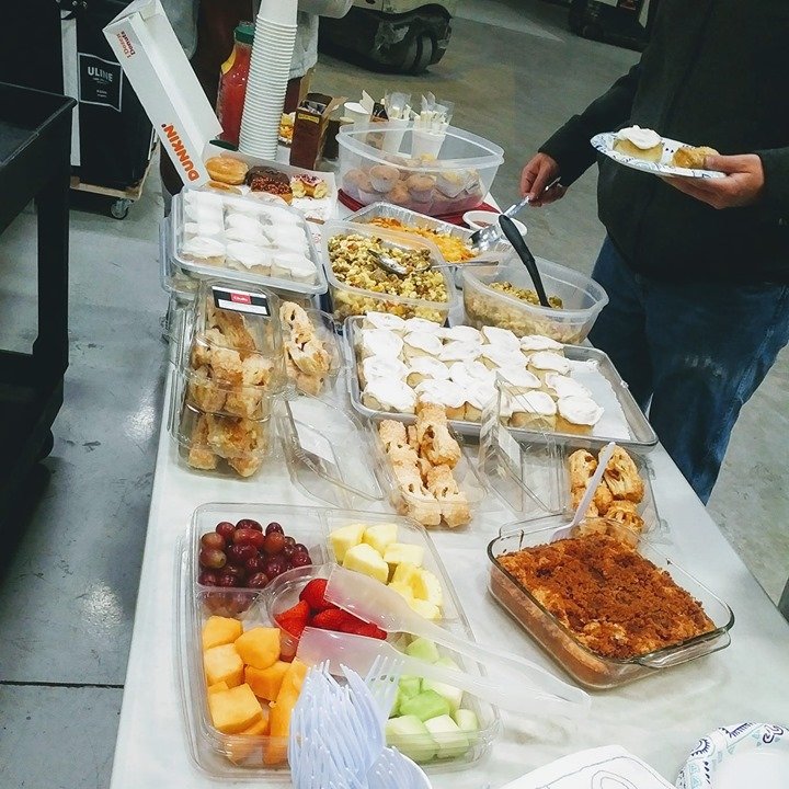 BizImpactGroup's tweet image. Our Fulfillment team knows how to start the day off right! #BIG #teamfuel #teambreakfast 👊😋