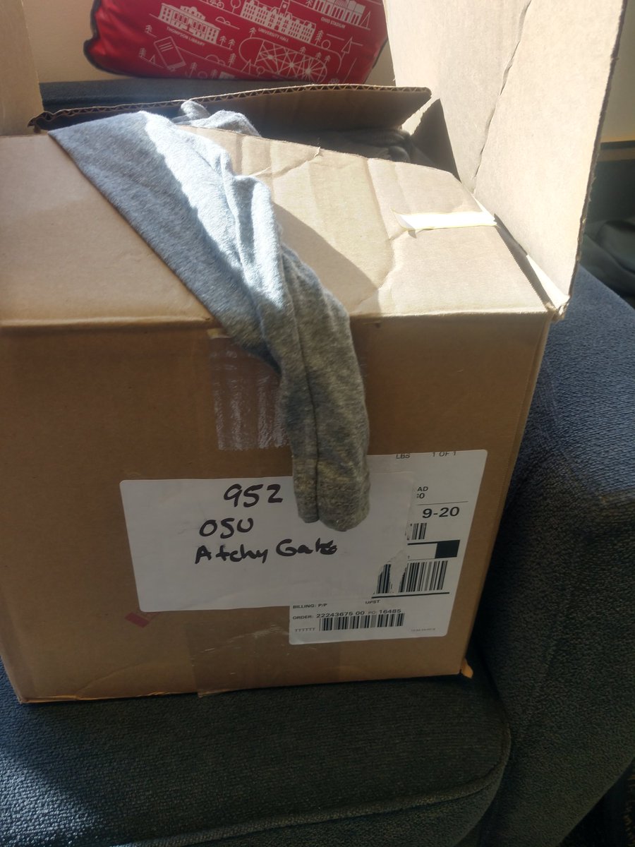 AtchyGate's tweet image. What's in the box? New swag? Find out Saturday