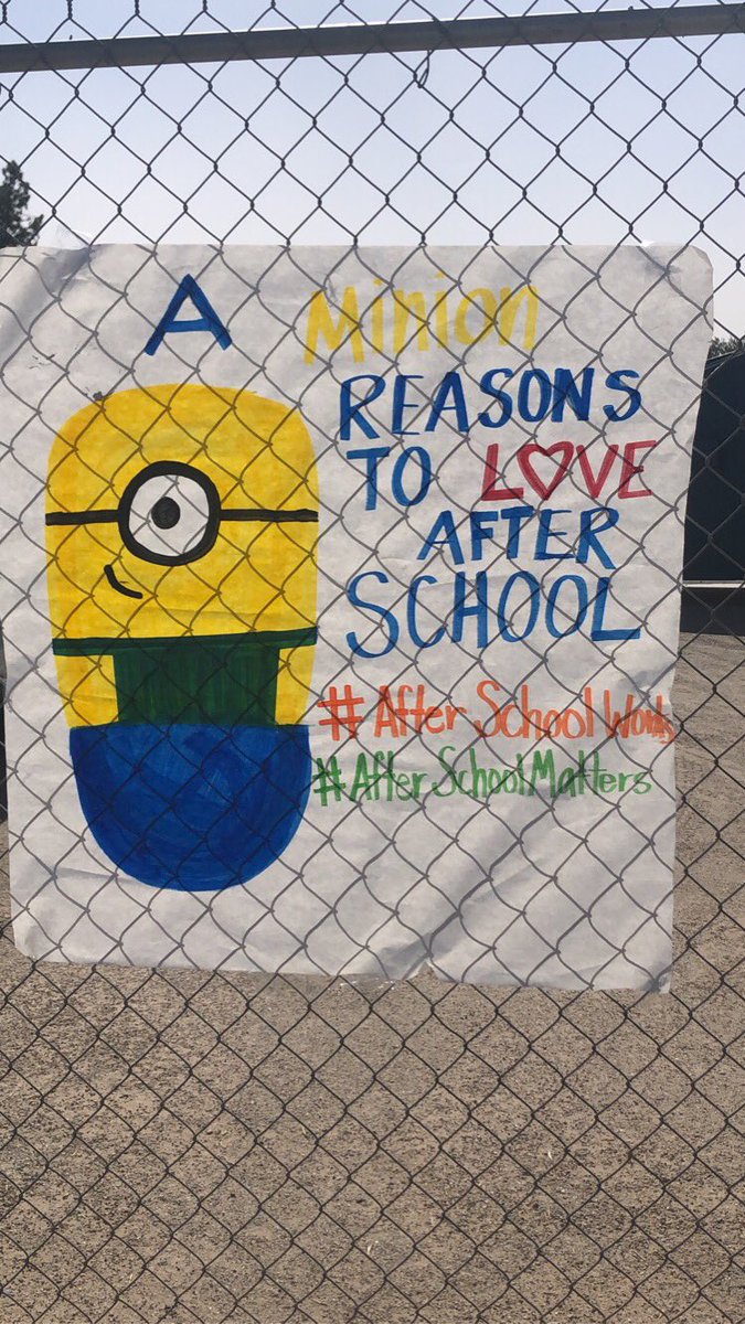 MDWASES's tweet photo. A MINION reasons to love afterschool! π‘Getting ready for #LightsOnAfterschool tonight! π‘#WitterASES #AfterschoolWorks #AfterschoolMatters #brawleyesd @MyronWitterElem @BrawleyASES @ca_afterschool @afterschool4all https://t.co/BOPy3oZrfy