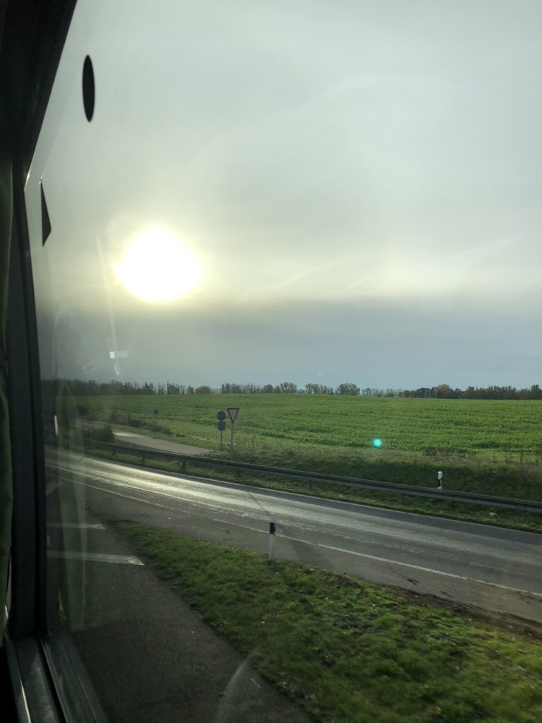 OfficialDjGreen's tweet image. Dear #NBA analysts , #chrisbroussard #maxkellerman #skip #nickwright #cc #shaq . RELAX about the #lakers it’s just one game . Relax and chill . We r not in june .