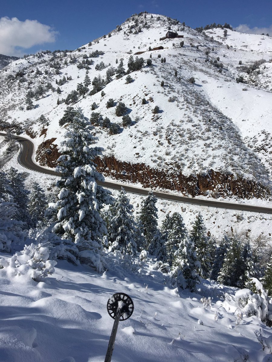 Ski The Foothills 

14-18” at White Ranch Park

#cosnow #cowx #skilocal