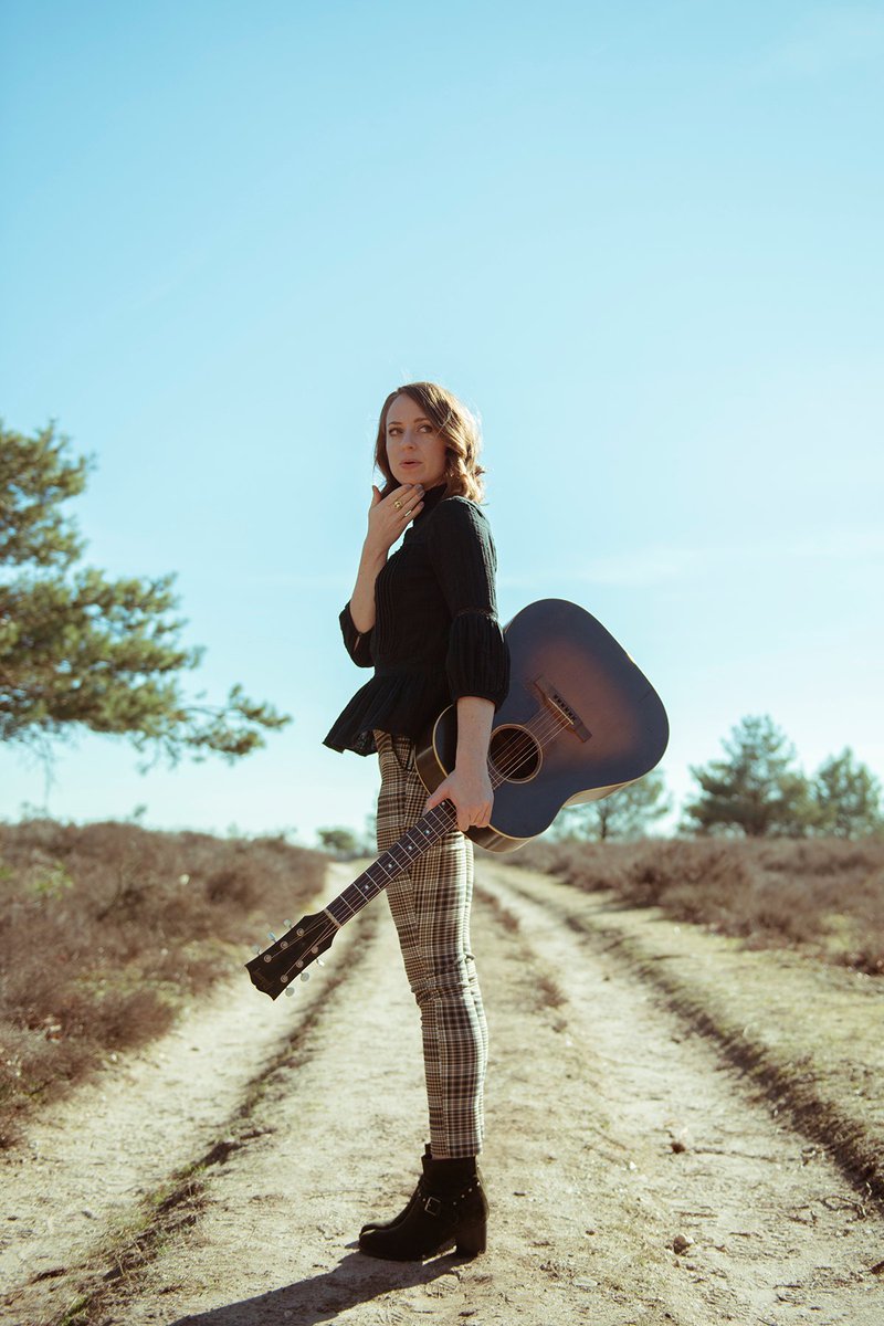 #stephaniestruijk 16 november #huiskamer #concert #reserveer info@egbertslent.com