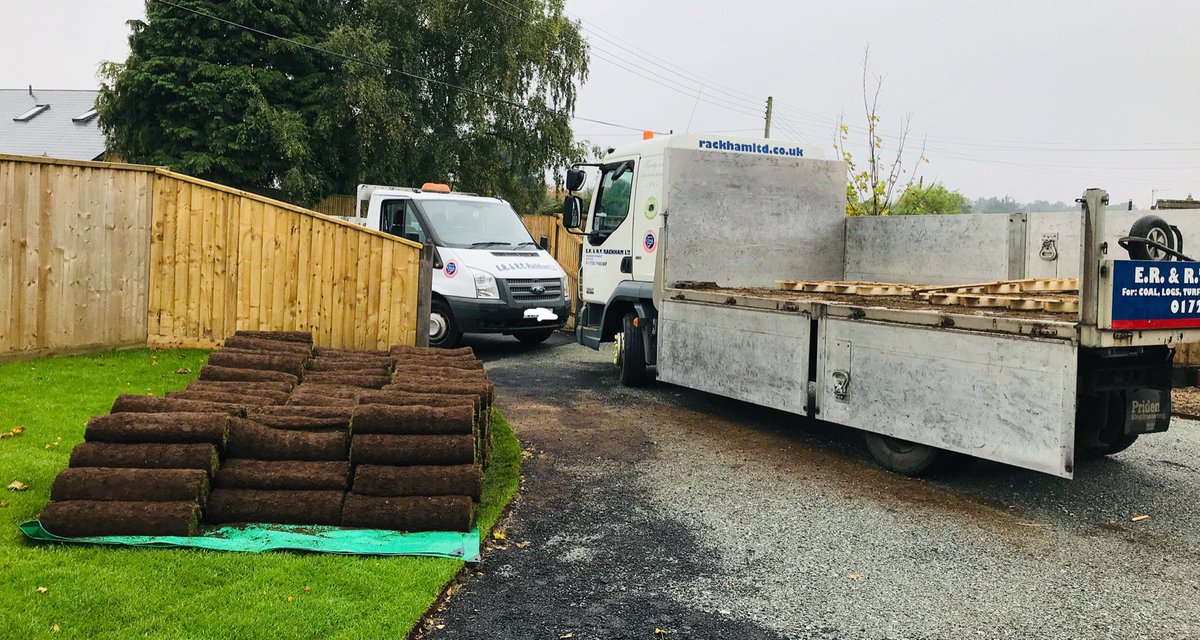 rackhamltd's tweet photo. Another successful Turf 🌱 delivery to a new Customer of ours near Orford, Suffolk. 🚛💨💨
#rackhamltd #turfsupplier #noproblem #eastanglia https://t.co/yS0lrPMAZX