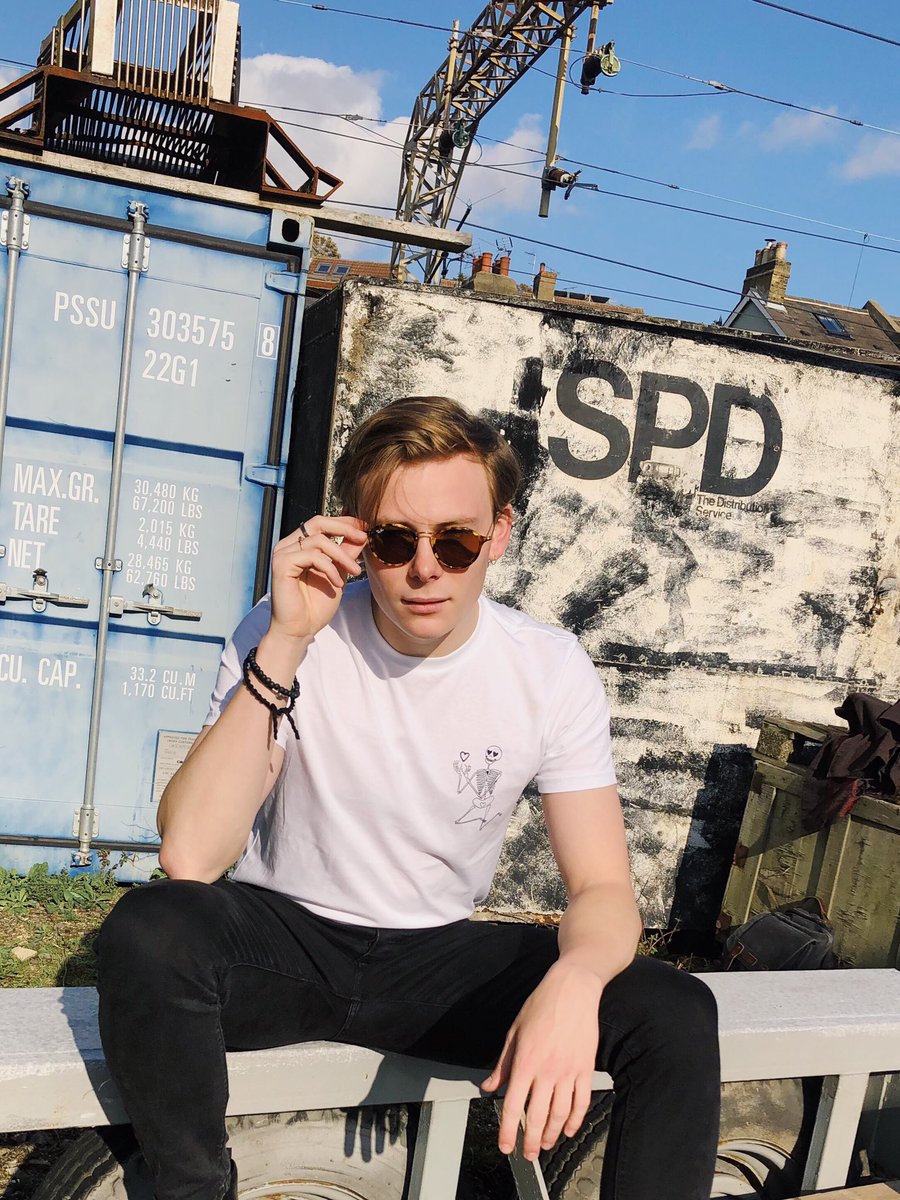 Mindfully manufactured 😎🌎🌱✌🏽♻️ #sustainablefashion