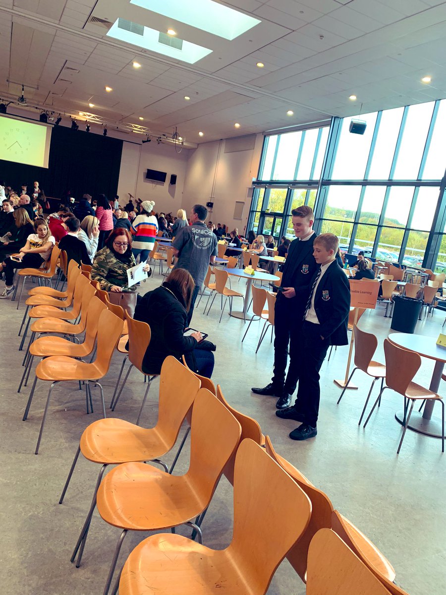 Mrs_Auld's tweet photo. How awesome were our @DennyHighSchool S3 @mywowscotland Ambassadors at sharing the online @SkillsScotland resource this evening!? 🌟 Great parental sign up and engagement. Well done team! 👏🏻 S4, you guys are up next week! 🙌🏼 #CES #Pathways #PrideInDennyHigh https://t.co/zii8wCrimL