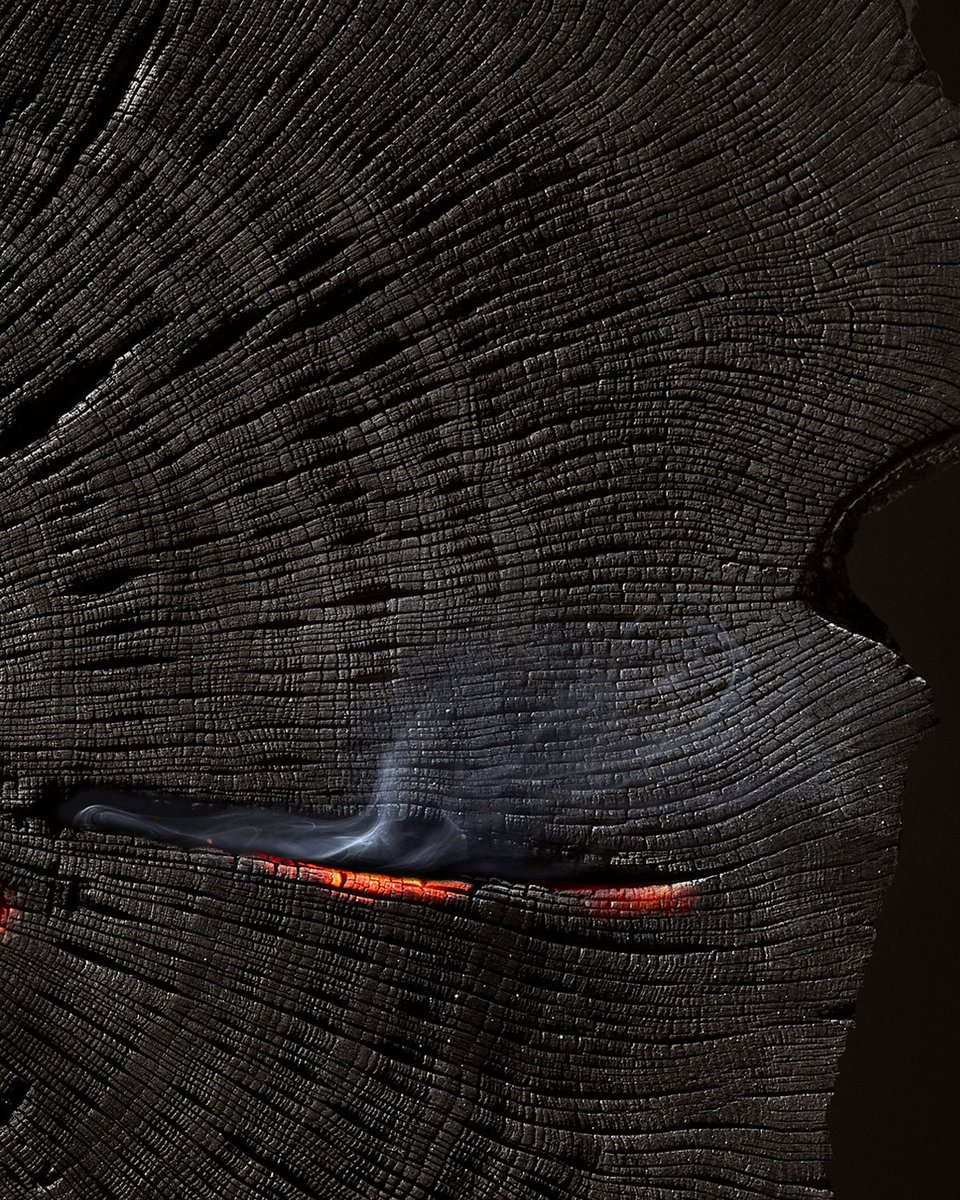 Two Oaks es un ron de sublime suavidad con un profundo y complejo carácter ahumado.  
#AbueloTwoOaks #RonAbuelo