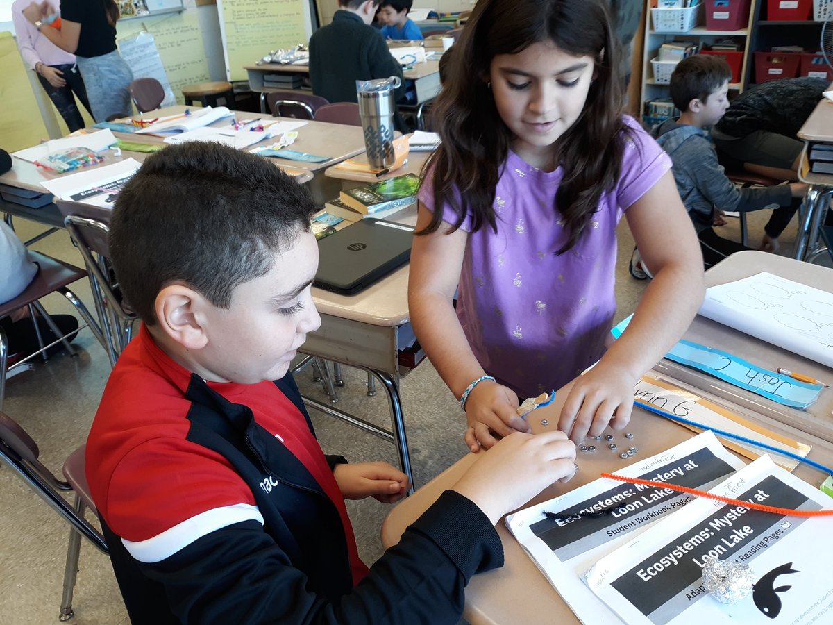 MsBray214's tweet image. We also built devices to catch the zebra mussels! #WhitcombStemWeek #5thgrade #MassStemWeek #ecosystems #5thgrade #engineering @MPSPanthers