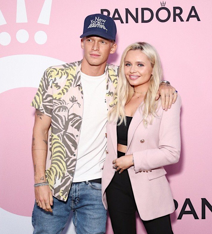 allisimpson's tweet image. brother’s in town