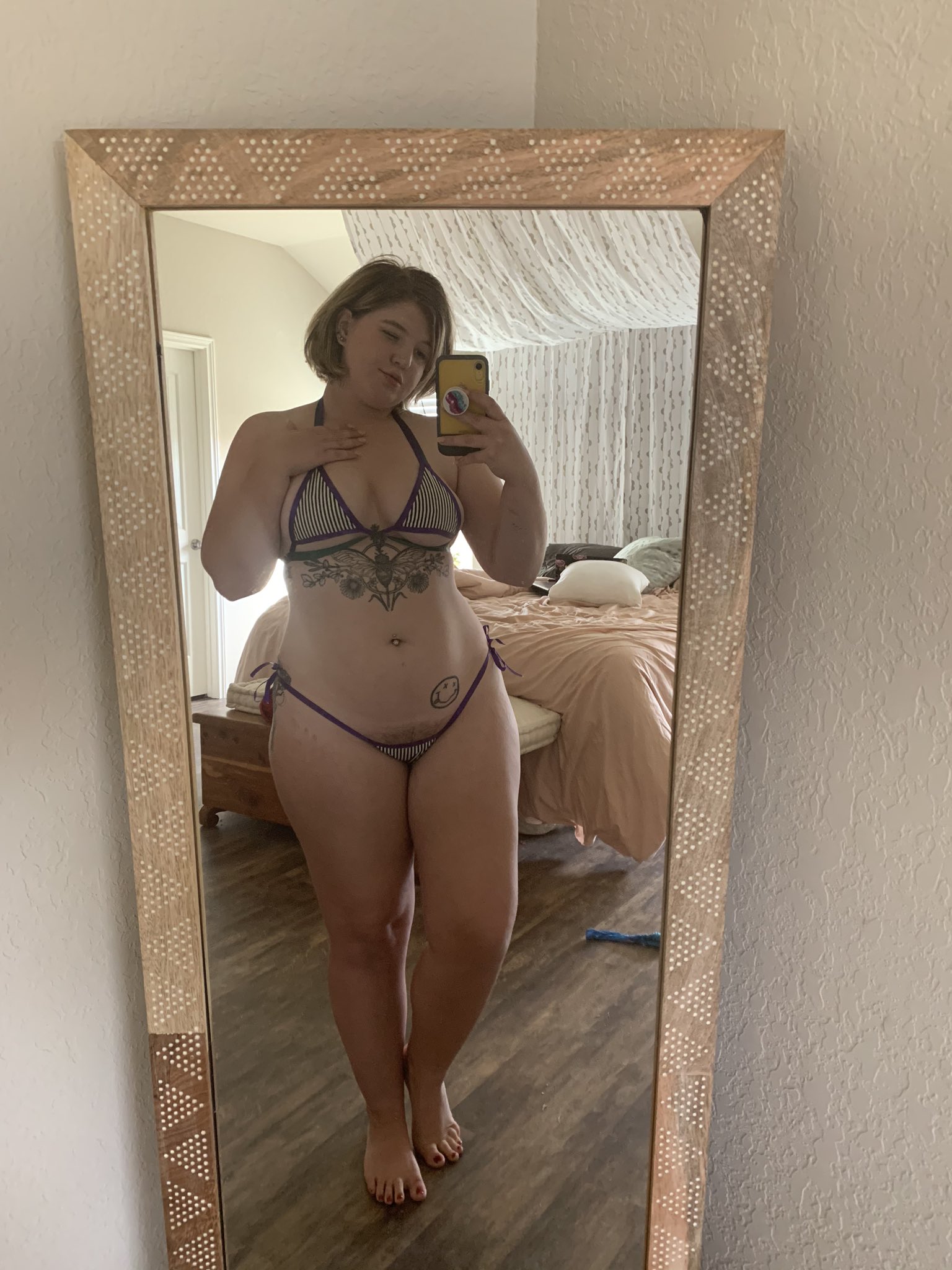 1 pic. Why haven’t I made micro bikinis before? They’re so easy and damn they’re hot. https://t.co/o6wAWN0SyX