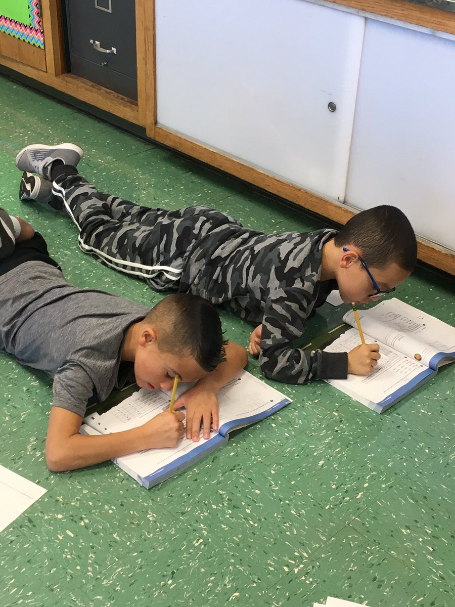 PiotrowskiFFE's tweet photo. Ss in 4th grade worked together on solving multi-digit subtraction problems. #teamwork #communication #strategies #peertutoring #perseverance #FFEFairfieldFamily https://t.co/xBhfkaFCqP