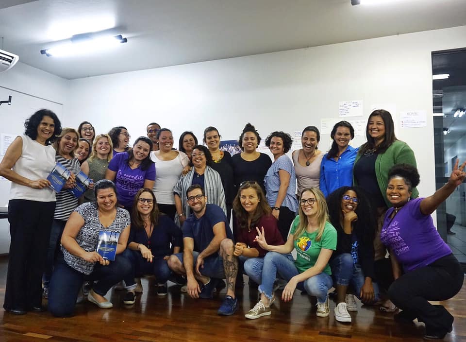 Foi gratificante conhecer o trabalho do ICOM - Instituto Comunitário Grande Florianópolis e facilitar o Café Social: Cultura de Doação e também do 10º Encontro do Projeto Jornada DI: Desenvolvimento Institucional.
#institutofonte #praticasocialreflexiva #fonte20anos