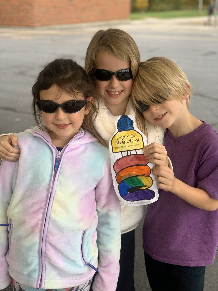 Launched in October 2000, Lights On Afterschool is the only nationwide event celebrating afterschool programs and their important role in the lives of children, families and communities. We look forward to celebrating (and CAKE 🍰) every year!!

#LightsOnAfterschool