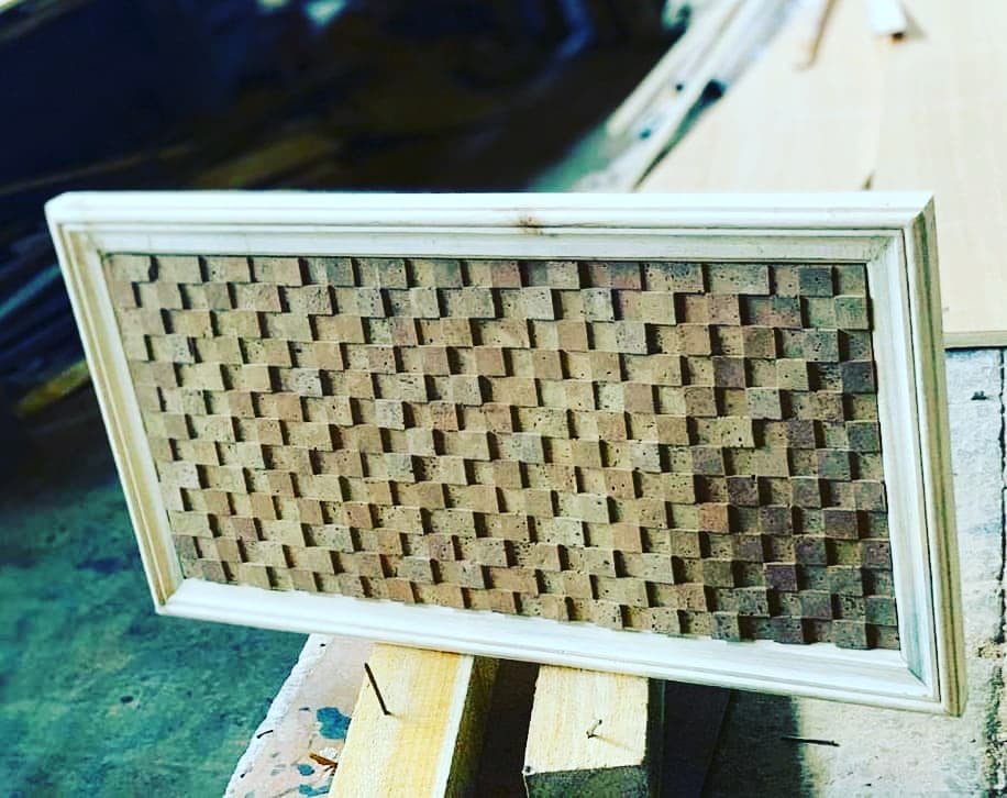 Leatheroncallgh's tweet photo. Re- Design your home with remarkable cork wall frames.
Sustainable living. Recycled wine bottle caps crafted neatly in our amazing pallet frame.
@Leatheroncallgh
Trashy Wealthy Stuff.
#wall #interiordesign #interior #design #homedecor #decor #home #art
#OnCall_Moment https://t.co/g9PK3XHZhZ