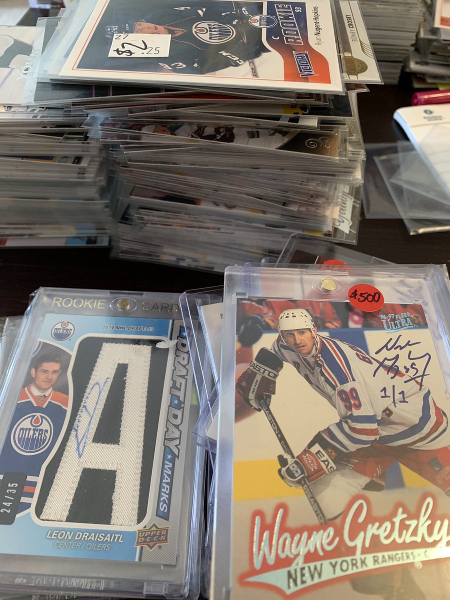 Archaeomatt's tweet image. Along with my prints and original art that I’ll be bring to the @CalgaryCardShow, I’ll also have some cards for sale 😀