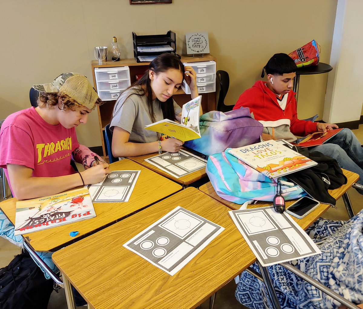 msoggchs's tweet photo. Sometimes you have to go back to basics when you're asking students to review literary elements. Loved having my kiddos read some children's books and identify setting, conflict, characters, climax, theme, tone, resolution, &amp; author's purpose! #aisdpride #literacy @AustinCrockett https://t.co/Or8JCBRhvc