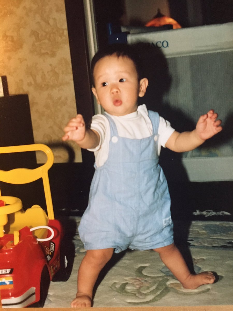 YogaMom8's tweet photo. WOOPS! Steady now @danielhkwan #countdown #30daysto30 #30daysto30years #throwback #momlife #family #life #kids #instadaily #photooftheday https://t.co/Jd0RE2u6mG