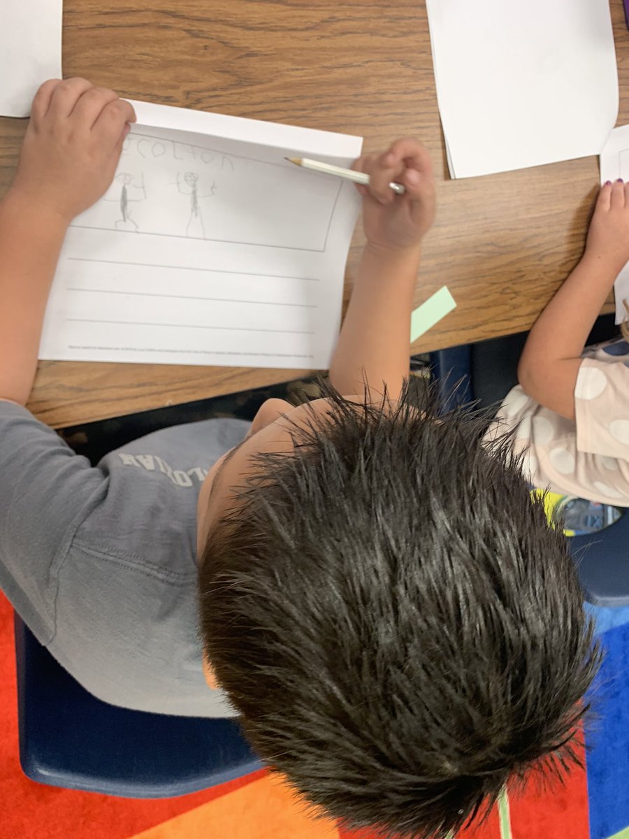 amber28reeves's tweet photo. We are book factories! Weβre pumping out books that we wish were on our bookshelves. AND keep an eye out for our very own book fair coming SOON! #whywisd #rooswrite @bweroos https://t.co/ATYxdbz86u