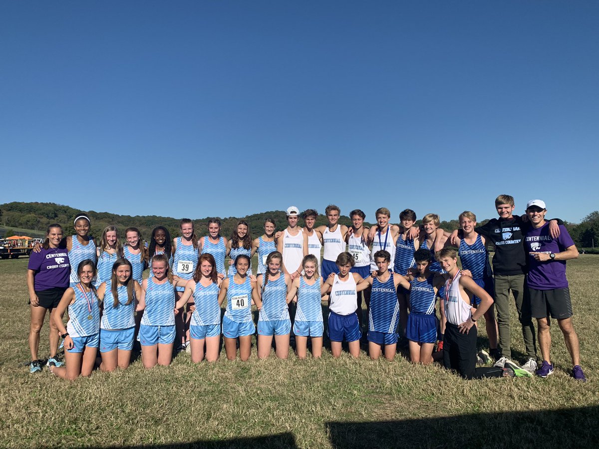 Brent Dassow finished 7th place at our regional meet today and is going to STATE!! We had 4 total medalists and PR’s all around!