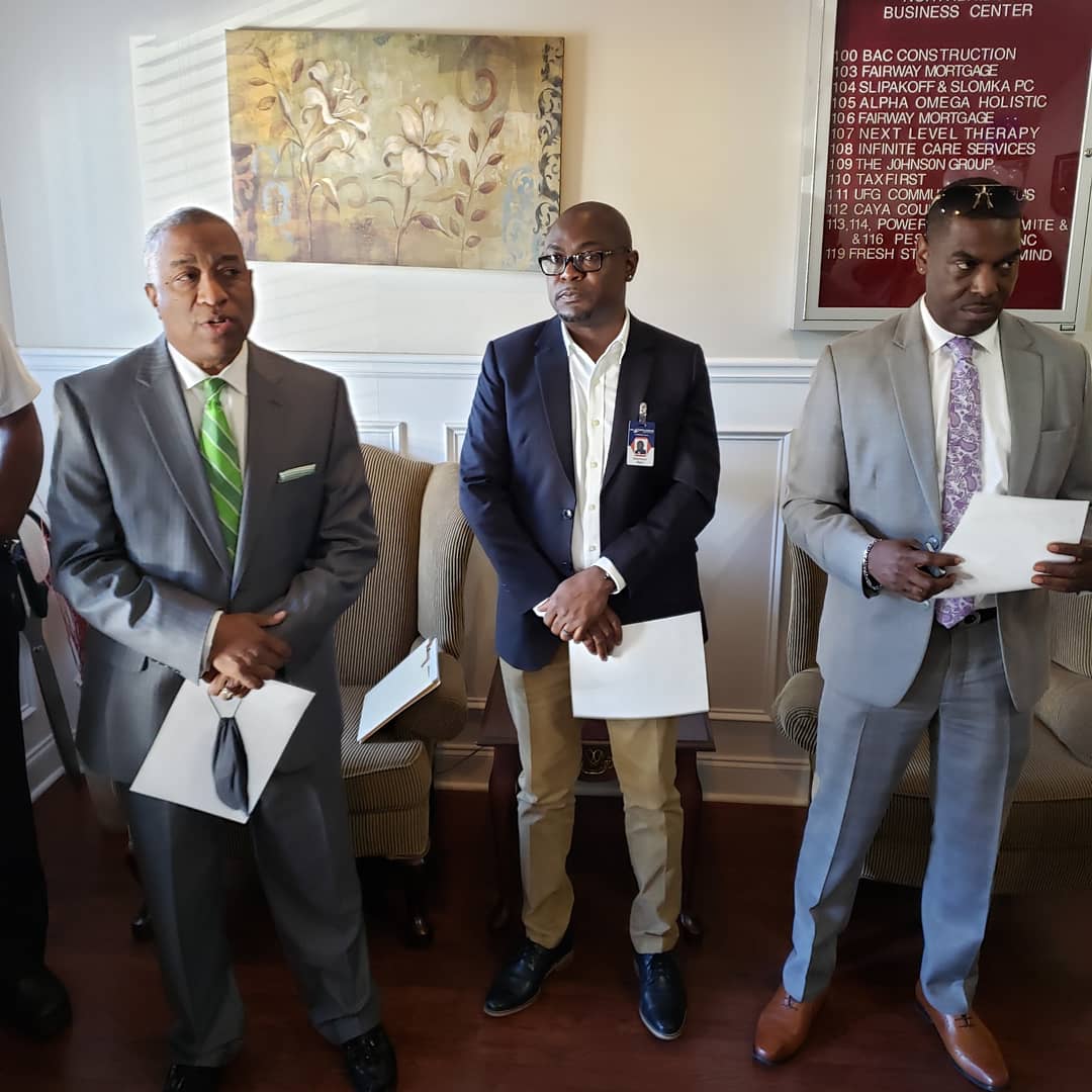 stockbridgecity's tweet photo. #Stockbridge is home to some dynamic #businesses! Help us welcome yet another new business to the City. Congratulations to Mr. Appliance of Stockbridge on its ribbon cutting today.
#CityofStockbridge #community #yourcommunity #WhereCommunityConnects #newbusiness https://t.co/1mLveqylaH