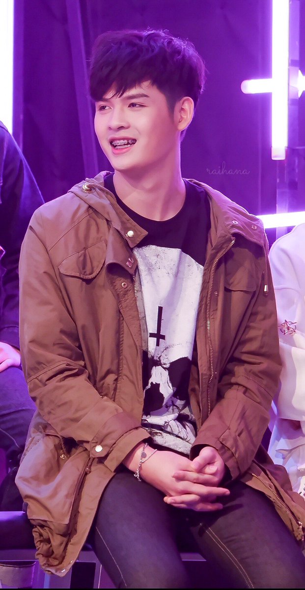 raihannuy1's tweet photo. ยิ้มน่ารัก 
#โปโต้โปเต้ 
#superboyprojectweek5
#superboyproject https://t.co/iZKHfKxICt