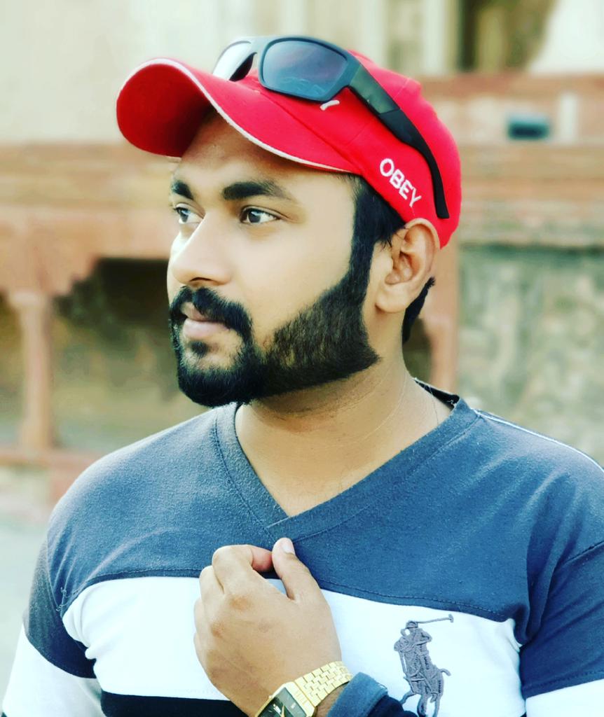 TechnicalEjaz's tweet photo. اپنی تنہائی میں تنہا ہی اچھا ہوں ♨😑
مجھے ضرورت نہیں دوپل کے سہارو کی https://t.co/NwekzRHvsT