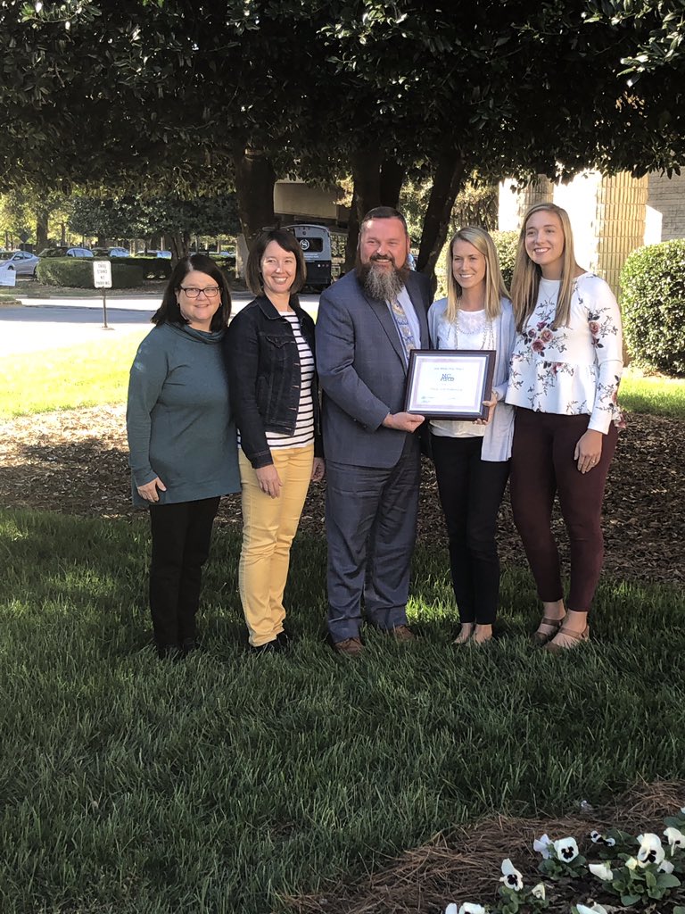 Piney Creek School tweet media