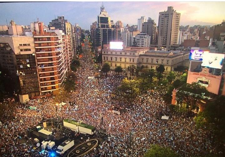 EmiDri10's tweet image. Imposible que Macri supere la convocatoria de la pepa brizuela @labarraoficial