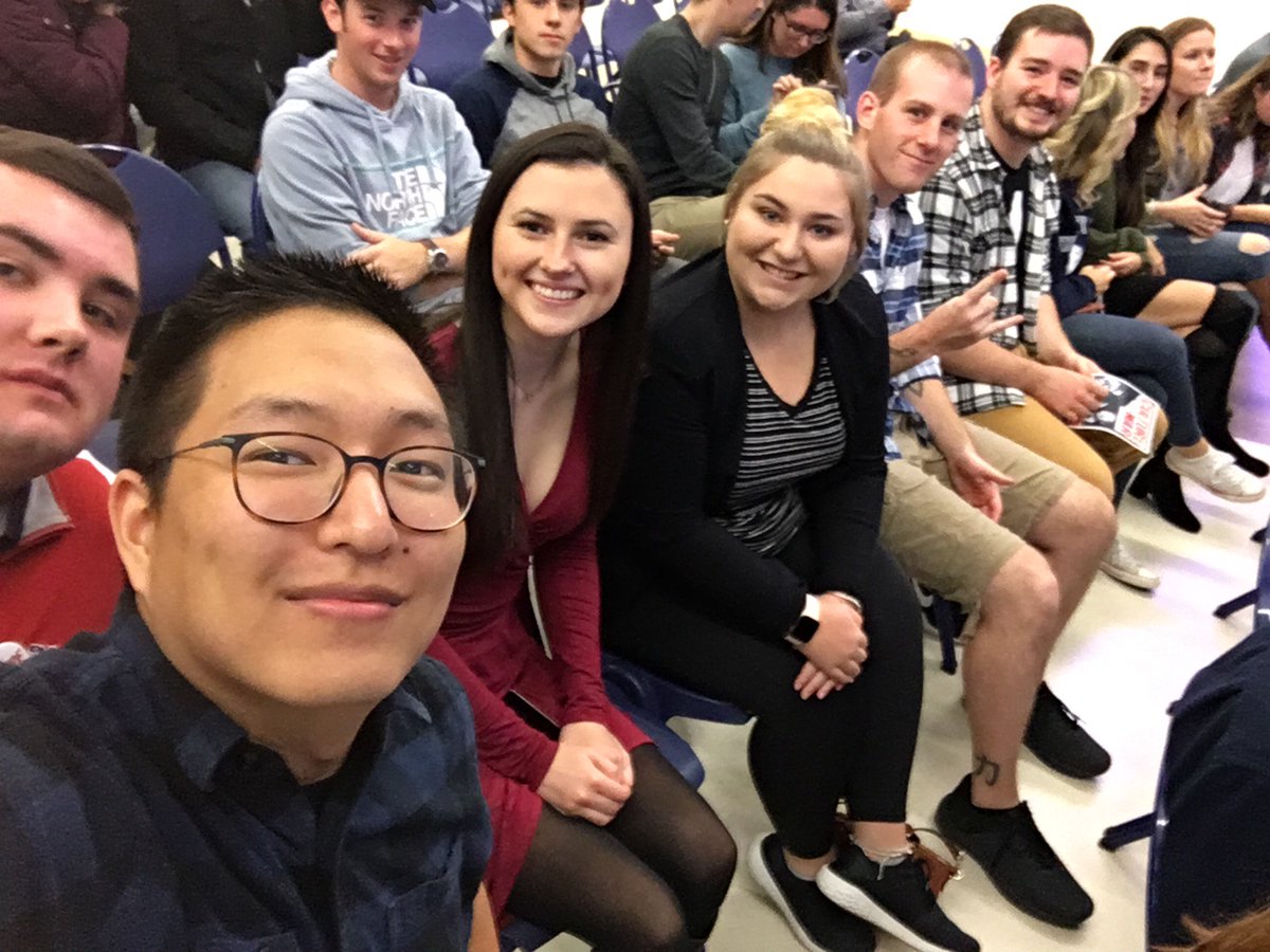 NH College Republicans tweet media
