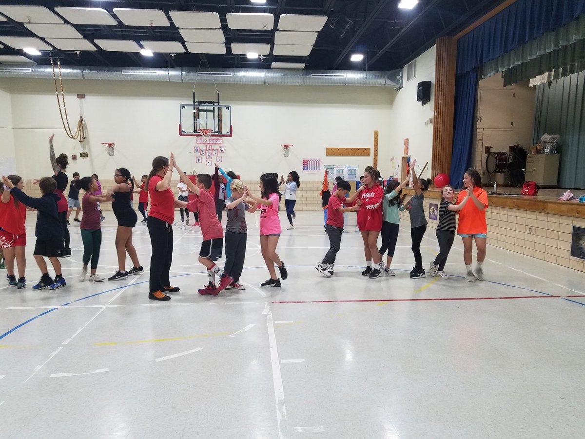 MsGrapesFGES tweet media